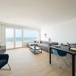 2 Bedrooms With Magnificent Seaview And Free Parking 아파트 오스텐드