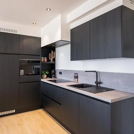 2 Bedrooms With Magnificent Seaview And Free Parking Ostenda