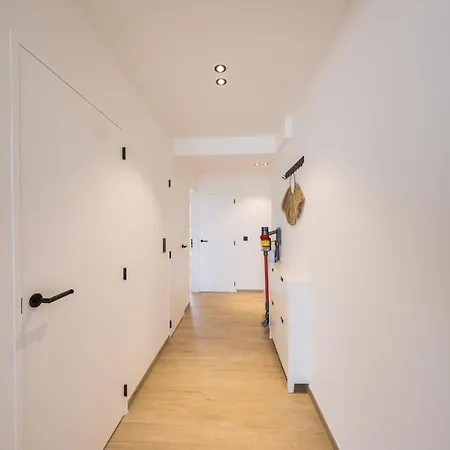 Διαμέρισμα 2 Bedrooms With Magnificent Seaview And Free Parking
