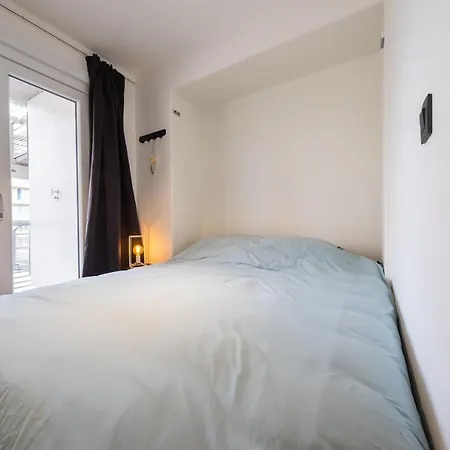 2 Bedrooms With Magnificent Seaview And Free Parking Οστένδη